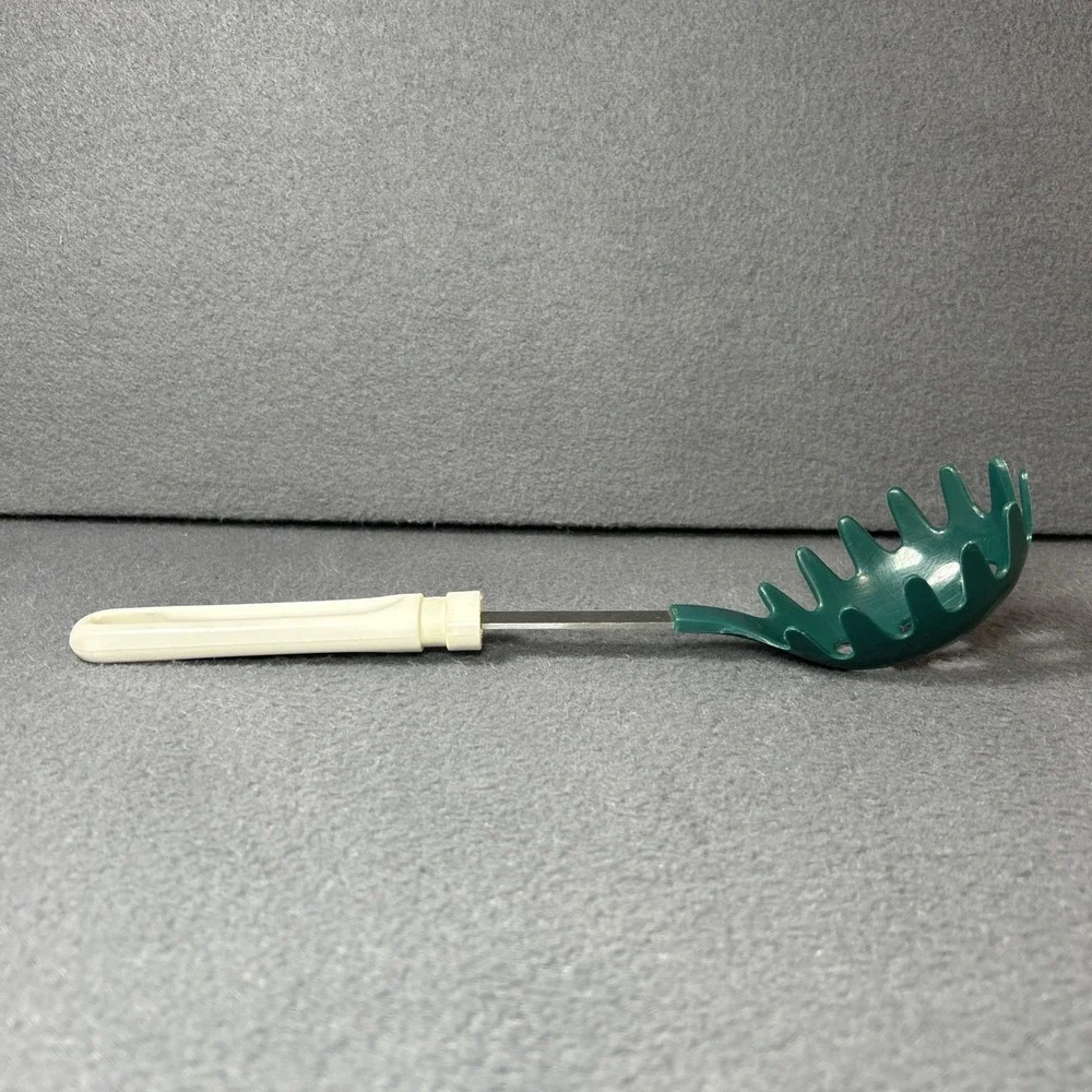 Vintage‎ Green Pasta Serving Spoon Mid-Century Kitchenware